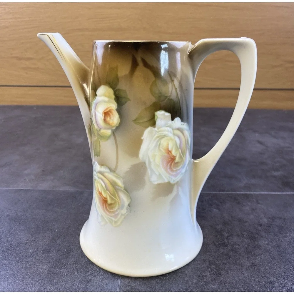 R & S VTG Porcelain Tea Pot made in Germany-No lid